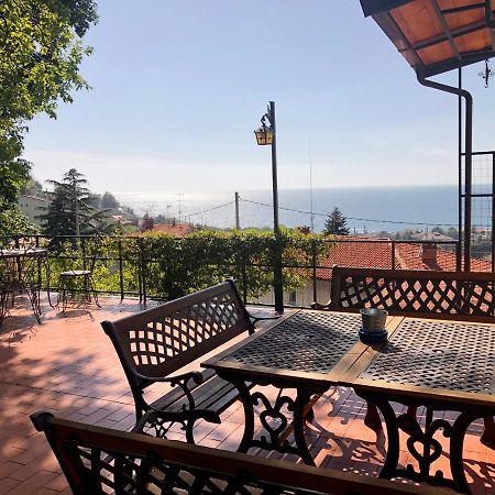 Esperia Casa Vacanza Trieste Ngoại thất bức ảnh