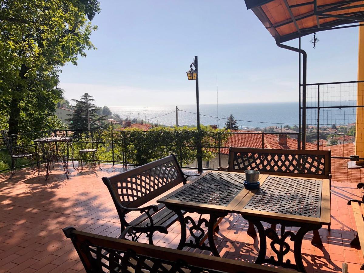 Esperia Casa Vacanza Trieste Ngoại thất bức ảnh