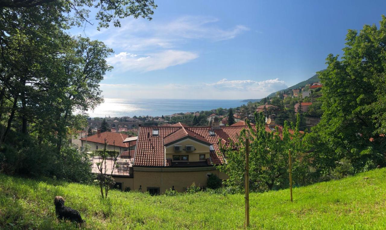 Esperia Casa Vacanza Trieste Ngoại thất bức ảnh